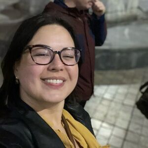 Meet your Posher, Miya